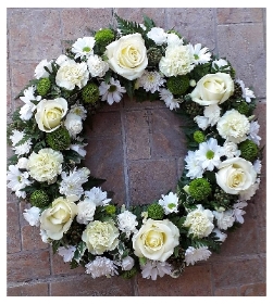 White and Green loose wreath