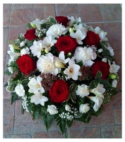 Red & White Scented Posy